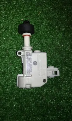 Audi A6 S6 C6 4F Glove box lock PA66MK40