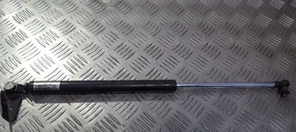 Mazda 626 Tailgate/trunk strut/damper