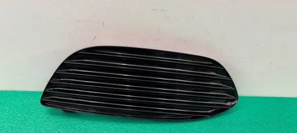 Mercedes-Benz C W205 Front bumper lower grill A2058851623