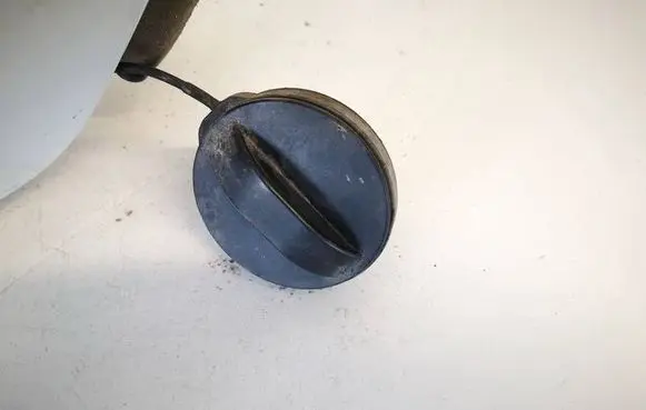 Fuel tank filler cap
