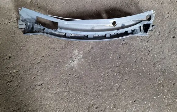 Wiper trim