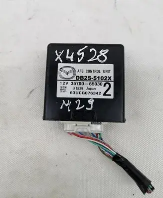 Mazda CX-3 Light module LCM DB2S5102X