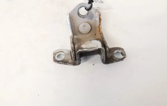 Mazda 3 I Rear door lower hinge