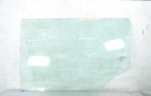 SsangYong Tivoli Rear door window glass 43R00107