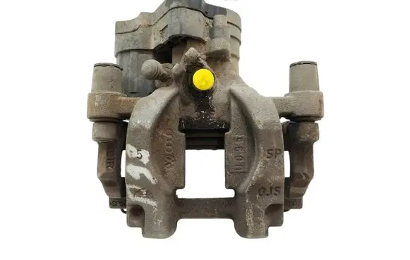 Volkswagen PASSAT B8 Front brake caliper 3Q0615406J