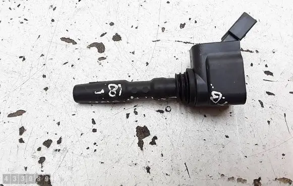 Seat Arona High voltage ignition coil 04E905110M