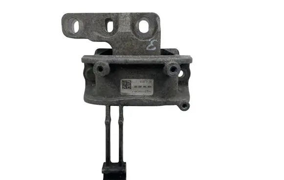 Volkswagen Golf VII Engine mount bracket 5Q0199262DE