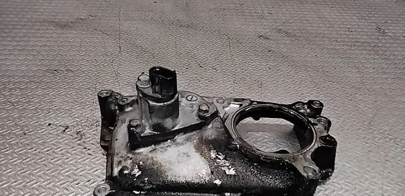 Nissan X-Trail T30 other engine part 