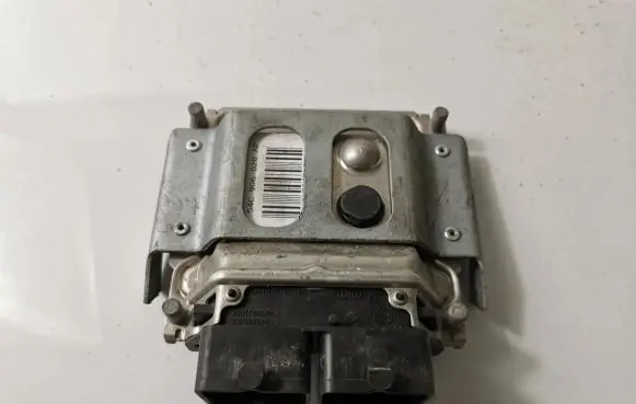 Skoda Citigo Engine control unit/module ECU S4C906020AP