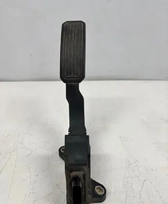Toyota Auris 150 Accelerator throttle pedal 7811002010