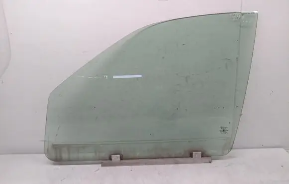 Opel Sintra Front door window glass four-door