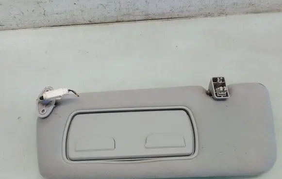 SsangYong Rexton I Sun visor