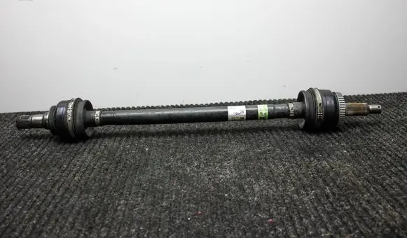 Rear driveshaft