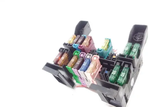 Mercedes-Benz E W211 Fuse module 2115450301
