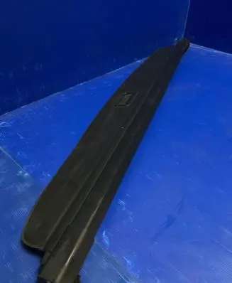 Volkswagen Touran I Parcel shelf load cover 1T0867871