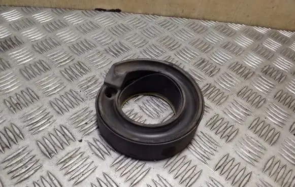Porsche Cayenne (92A) Front coil spring rubber mount 7P0411189A 7P0411178A