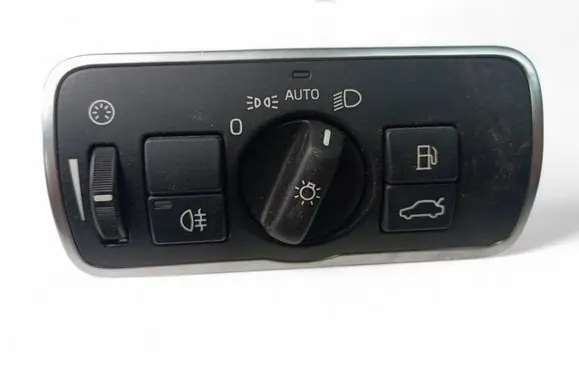 Light switch
