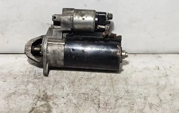 Mercedes-Benz A W168 Starter motor 0051511601 0001115008