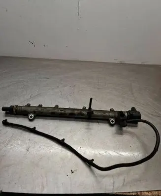 Fuel main line pipe
