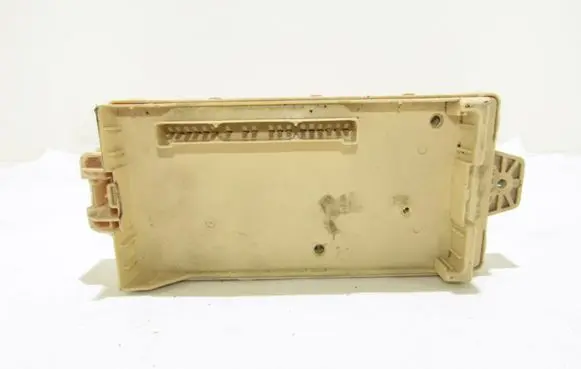 Mitsubishi Pajero Fuse module 6C200054