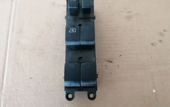 Subaru Forester SH Electric window control switch