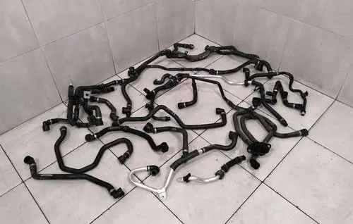 Mercedes-Benz C W206 Oil cooling pipe A2935010900