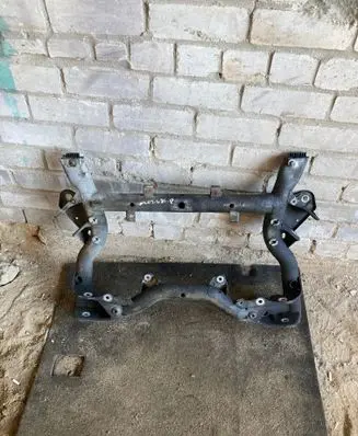 Mercedes-Benz C W204 Front subframe 2046281057 A2046281057