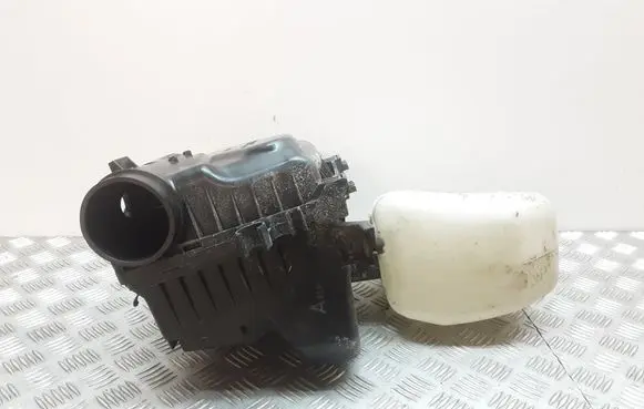 Subaru Legacy Air filter box A52AG08