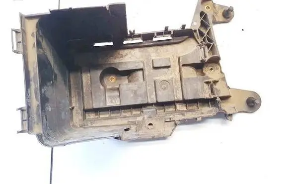 Volkswagen Touran I Battery box tray 1K0915333B