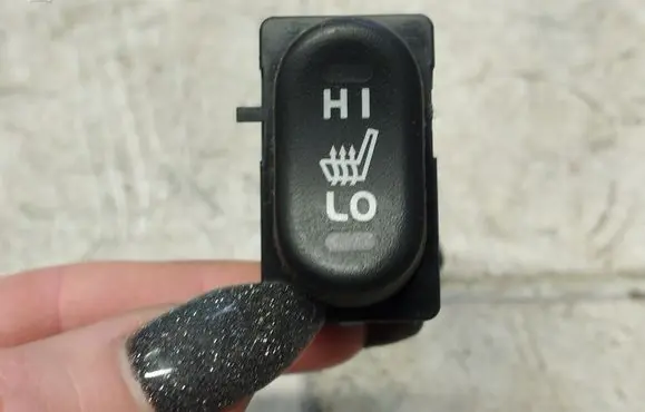 Mitsubishi Colt Seat heating switch 5B07