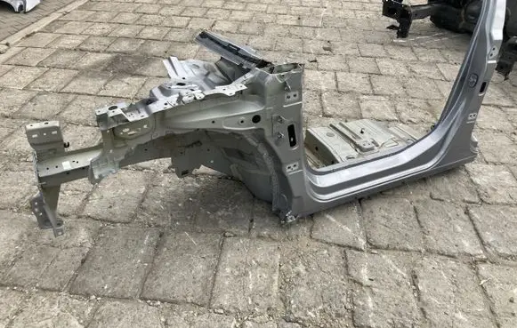 Citroen C4 III e-C4 Front quarter panel PK14431
