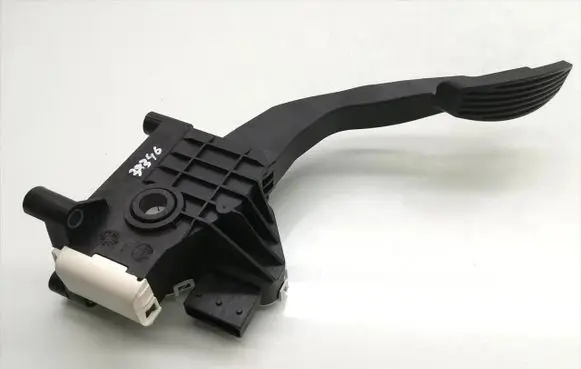 Fiat 500 Accelerator throttle pedal