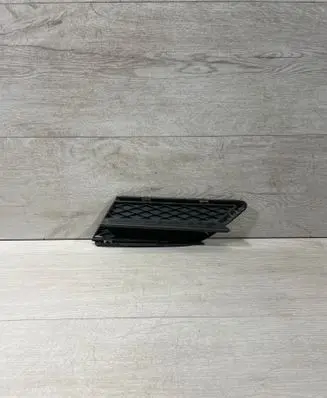 BMW 3 E90 E91 Front bumper lower grill 7138417 51117138417