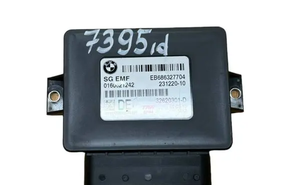 BMW 5 F10 F11 Rear brake EMF control unit/module 6863277 23122010 0160621242
