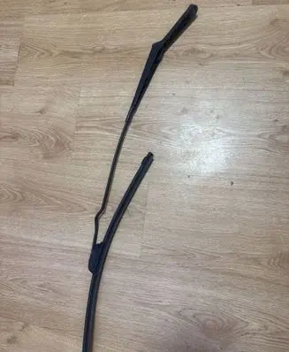 Volkswagen Transporter - Caravelle T4 Front wiper blade arm 701955410 701955410A