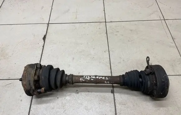 BMW 5 E28 Rear driveshaft