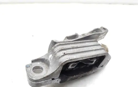 Ford Kuga III Engine mount bracket LX637M121DA
