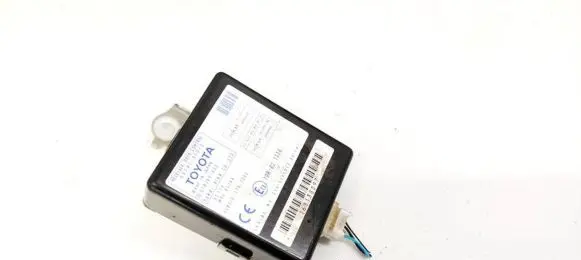 Toyota Corolla Verso AR10 Door control unit/module 897410F010 89741-0F010