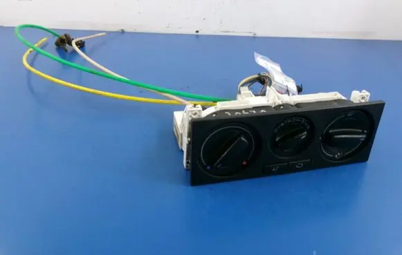 Volkswagen Golf IV Climate control unit 1J0820045F