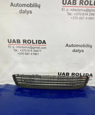Volkswagen Golf VI Front bumper lower grill 5K0853677A
