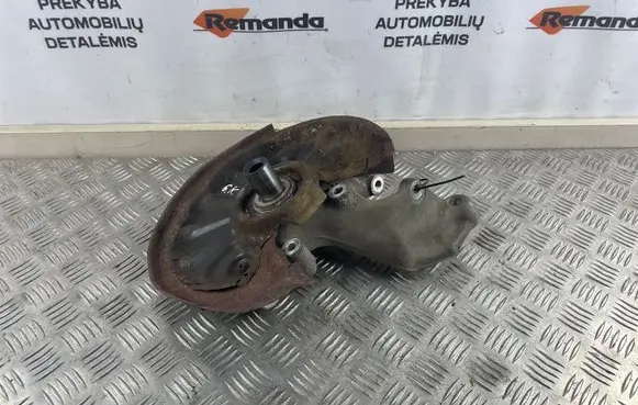 Volkswagen PASSAT B8 Rear wheel hub