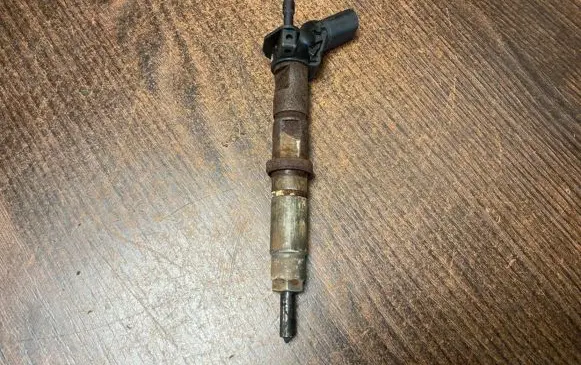 Volkswagen Crafter Fuel injector 076130227 076130855X