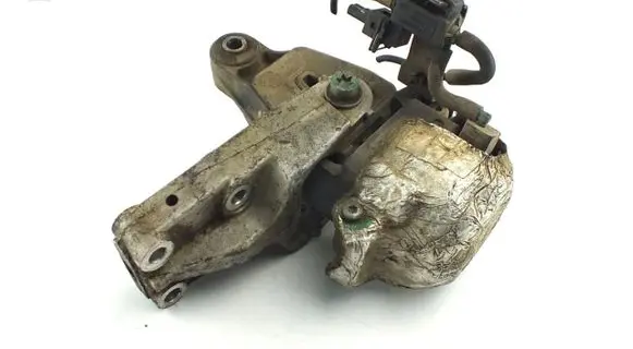 Citroen C5 Engine mount vacuum valve 