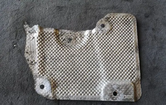 BMW 3 F30 F35 F31 Heat shield in engine bay 7292568