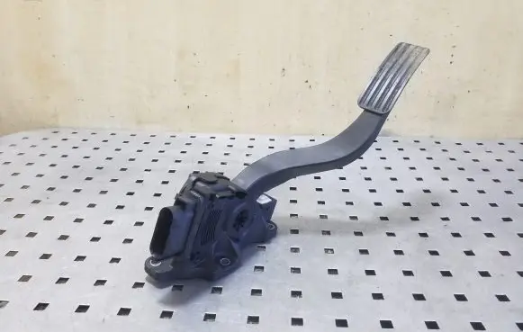 Land Rover Range Rover Sport L494 Accelerator throttle pedal CPLA9F836BA 6PV009698