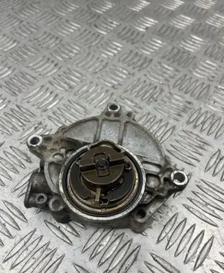 Vacuum pump