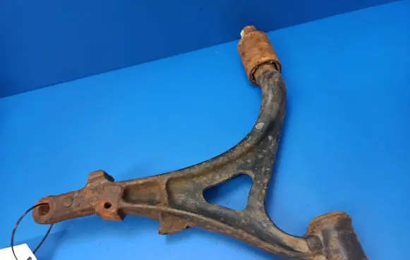 Mercedes-Benz ML W163 Front lower control arm/wishbone