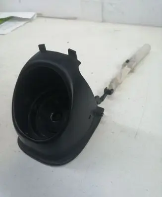 Cup holder front