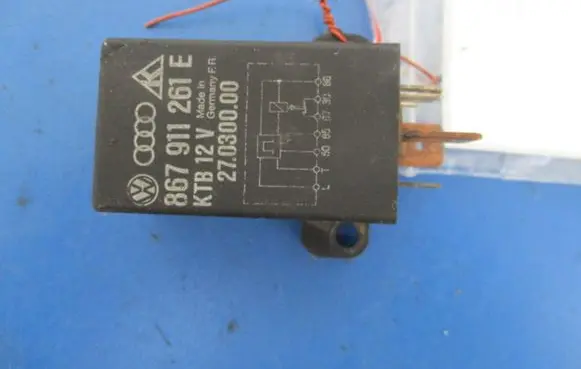Volkswagen Polo II 86C 2F Other relay