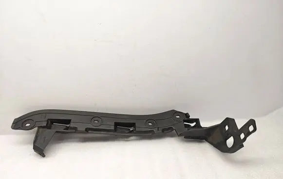 Porsche Cayenne (9PA) Front bumper mounting bracket 7L5807049B
